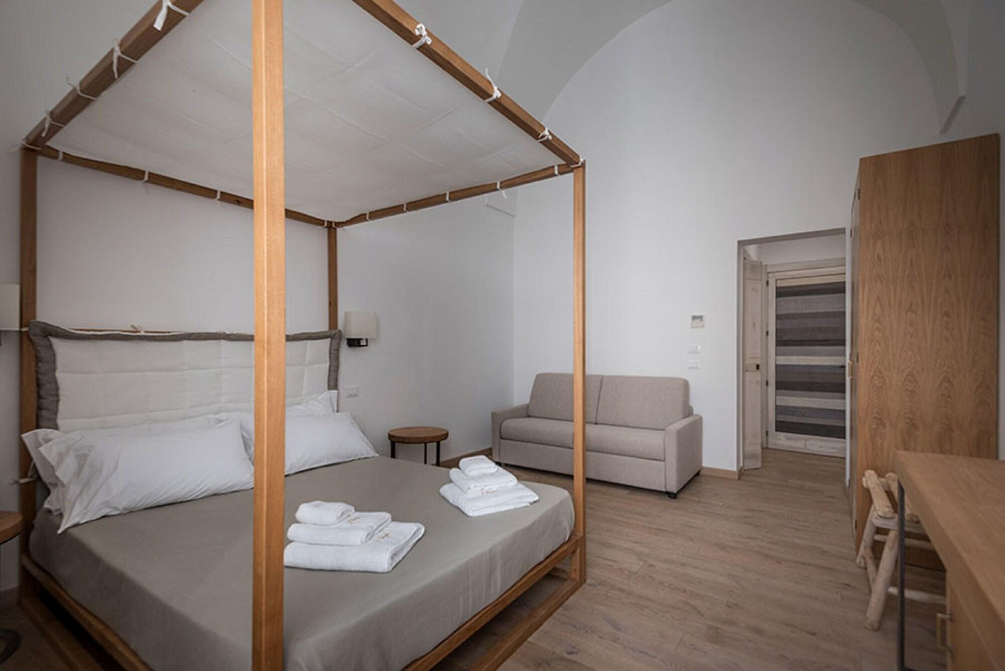 Il Palazzotto Luxury Suites เลชเช ภายนอก รูปภาพ